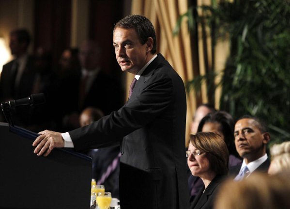 Zapatero desayuno Obama. Fuente:terra.es