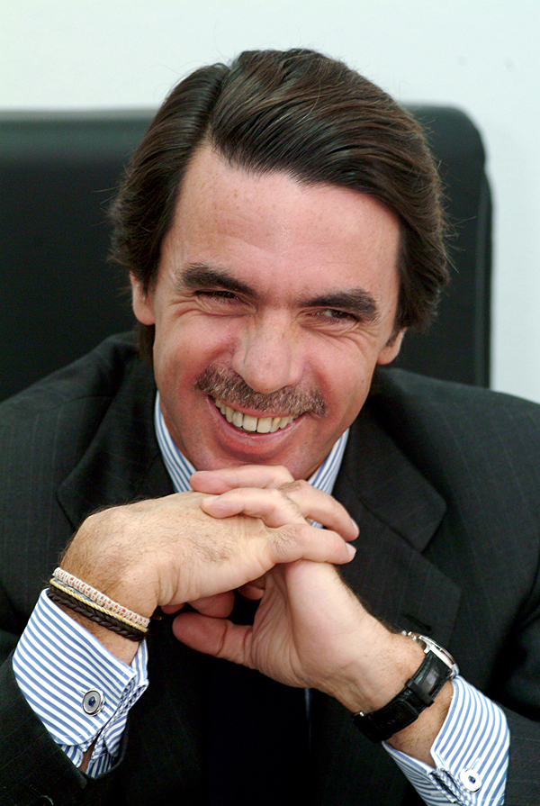 http://s1.trrsf.com/blogs/68/Aznar.jpg