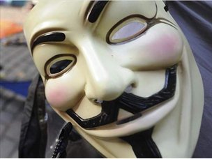 http://s1.trrsf.com/blogs/68/eeuu-internet-anonymous-piratea-la-web-del-departamento-de-justicia-tras-el-cierre-de-megaupload$304x228.jpg