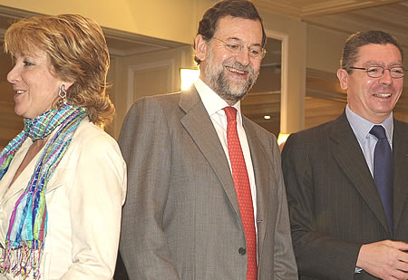 http://s1.trrsf.com/blogs/68/rajoy_aguirre_gallardon.jpg