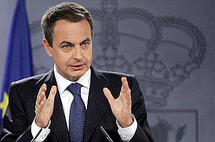 http://s1.trrsf.com/blogs/68/zapatero1.jpg