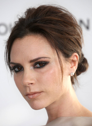 victoria-beckham-prom-updo